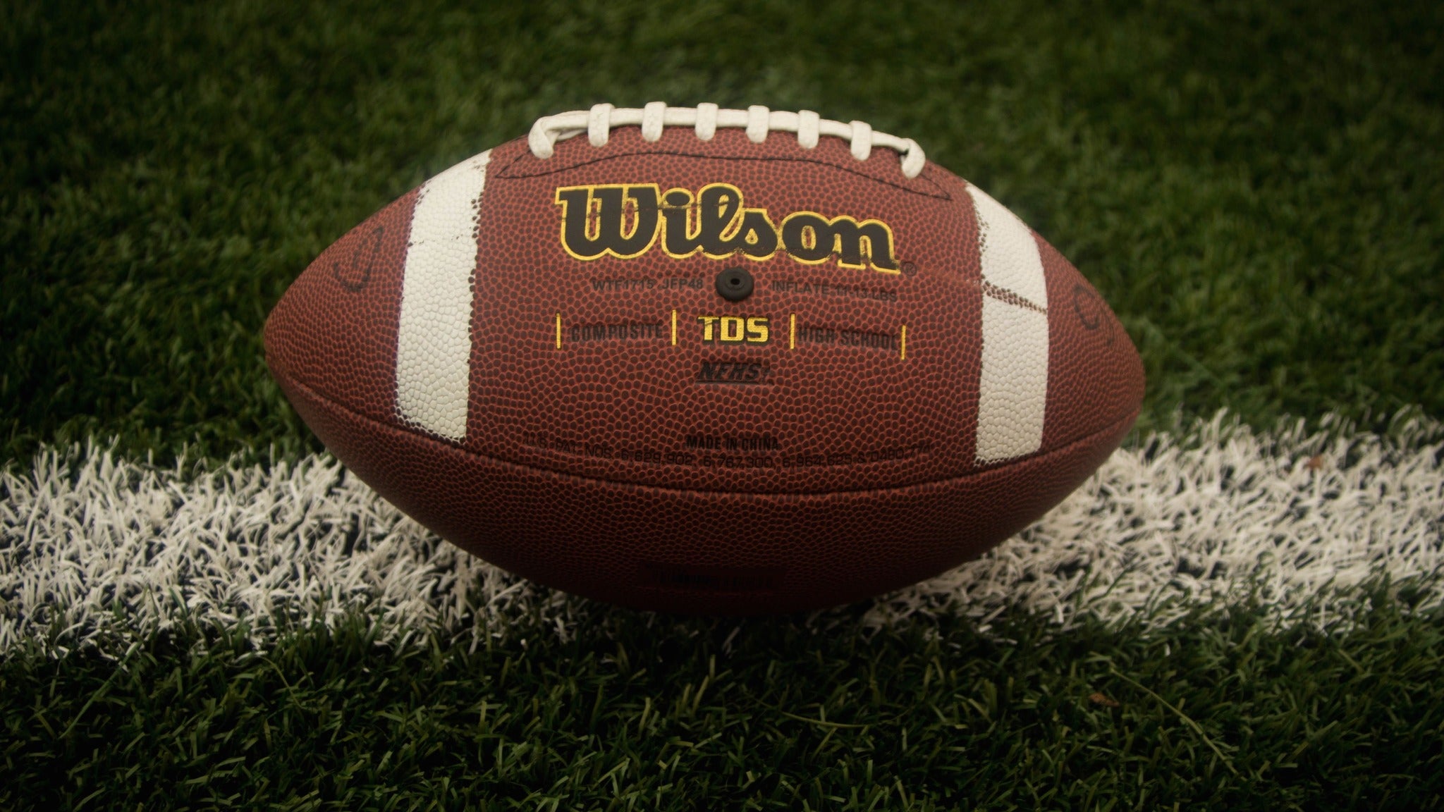 Auburn Tigers Football vs. Arkansas Razorbacks Football